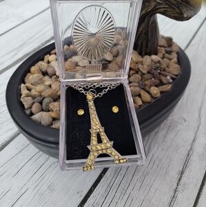 New Eiffel Tower Fashion Earrings and Necklace  Set
